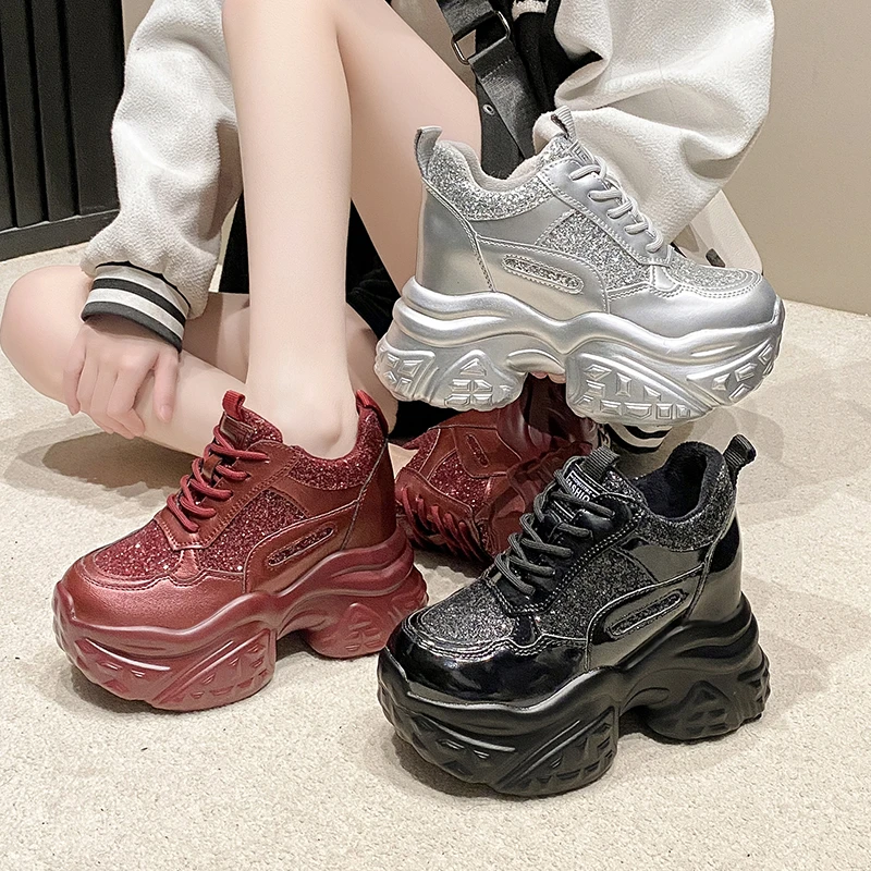 

Women Casual Platform Sneakers High Heels Designer Sports Vulcanized Shoes Bling Trainers Chunky Sneakers zapatillas de deporte
