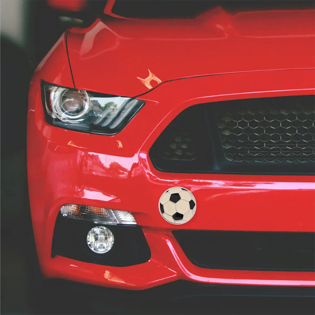

2 шт. 3D металлические наклейки на автомобиль в виде футбольных мячей, декоративные наклейки для задней части автомобиля, наклейки на кузов для легковых автомобилей, грузовиков, внедорожников, спортивных машин