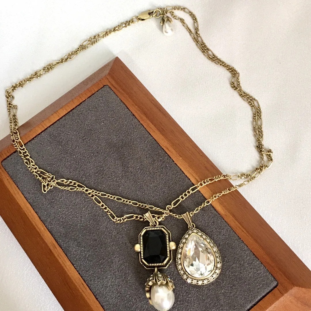 

Punk-style double-layer rhinestone women's necklace