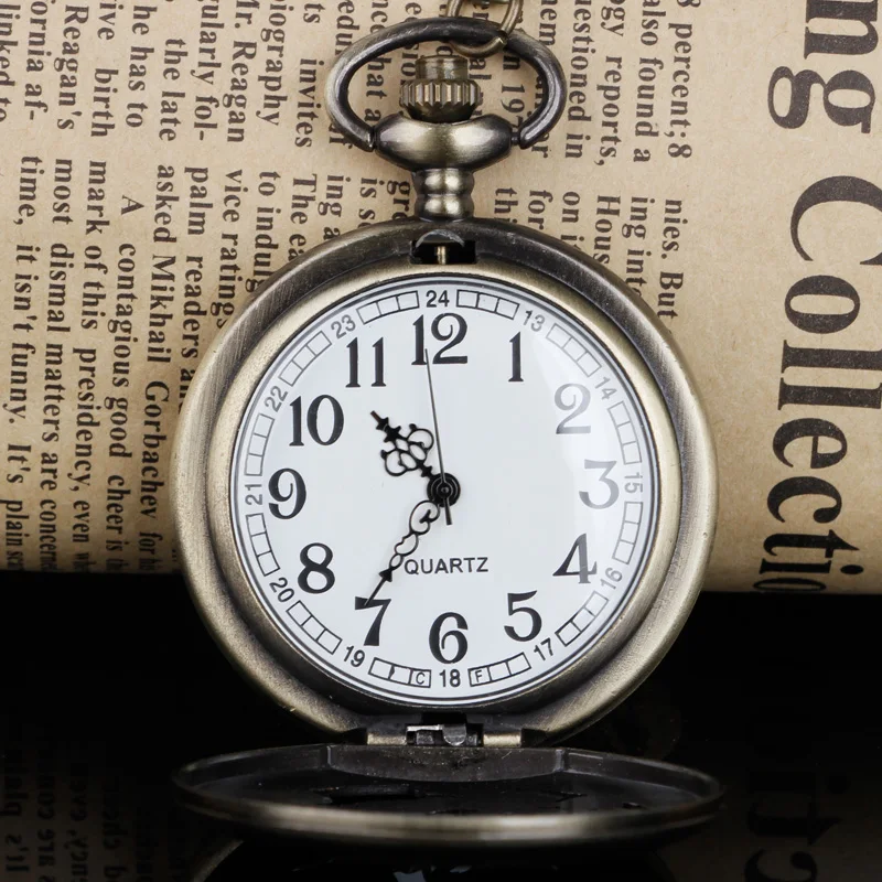 خمر التنين البرونزي تصميم جوفاء كوارتز ساعة الجيب ساعات الجيب للنساء الرجال مع سلسلة فوب هدايا عيد الميلاد عيد الميلاد