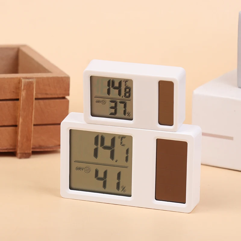 Solar Power Temperature And Humidity Meter Mini Portable Humidity Digital Electronic Temperature Detection Meter