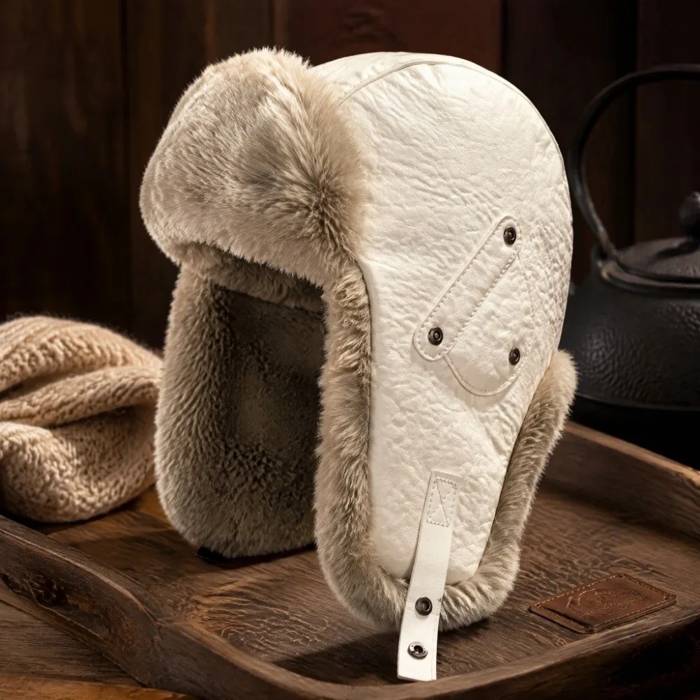Classic Vintage Pu Leather Pilot Hat Plush Thicked Winter Ski Cap Leather Buckle Side Rivets Ear Protection Hat Outdoor