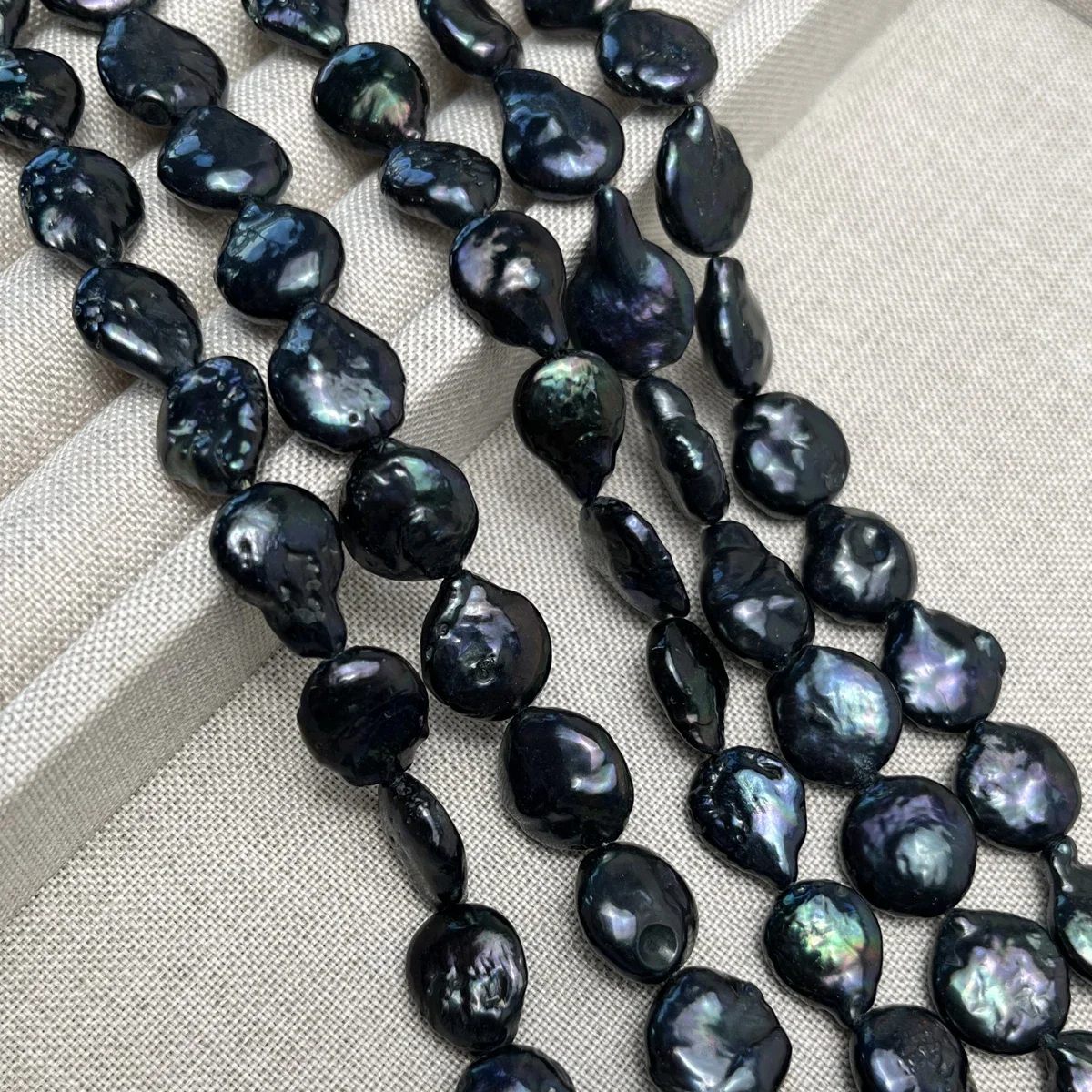 

10-11mm AAA Natural Freshwater Black Buttons Round Pearl Bead Jewelry Make Gift DIY Necklace Bracelet Accessories Wedding Women