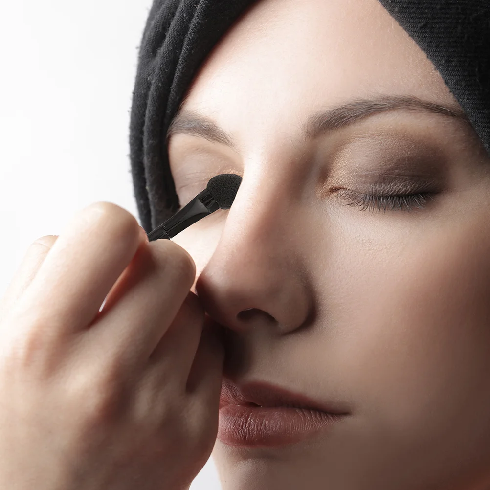 25 Stück Doppel-End-Lidschatten-Sticks, professionelle Lidschatten-Make-up-Tools für Frauen und Mädchen, täglicher Gebrauch, langlebige Schwamm-Applikatoren