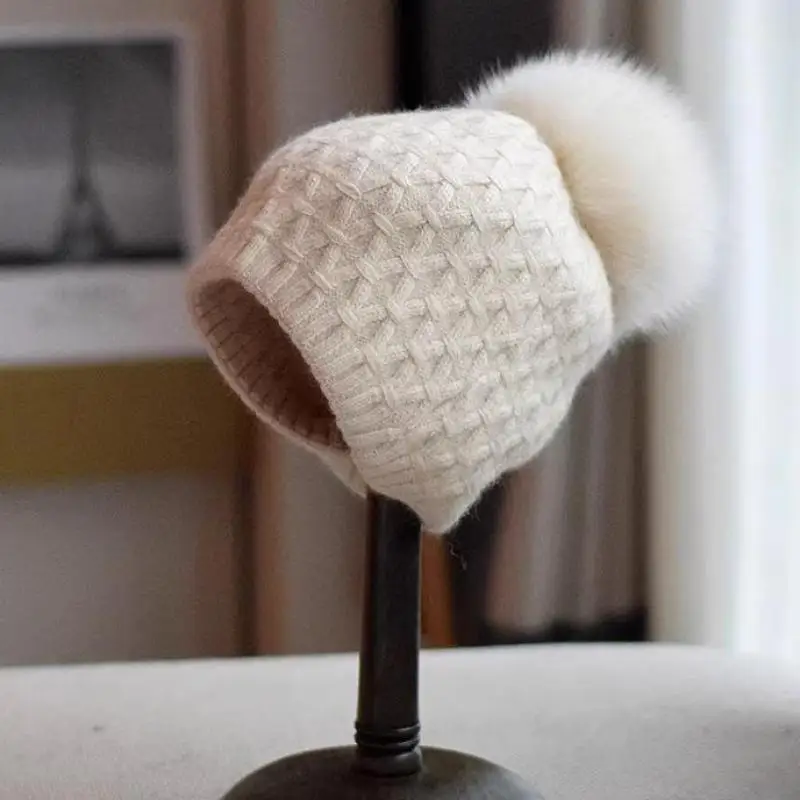 

Женская зимняя вязаная шапка-бини с мягкой подкладкой из кроличьего меха и помпоном из пушистого лисьего меха - теплая толстая шапка с черепом, новинка 2023 года