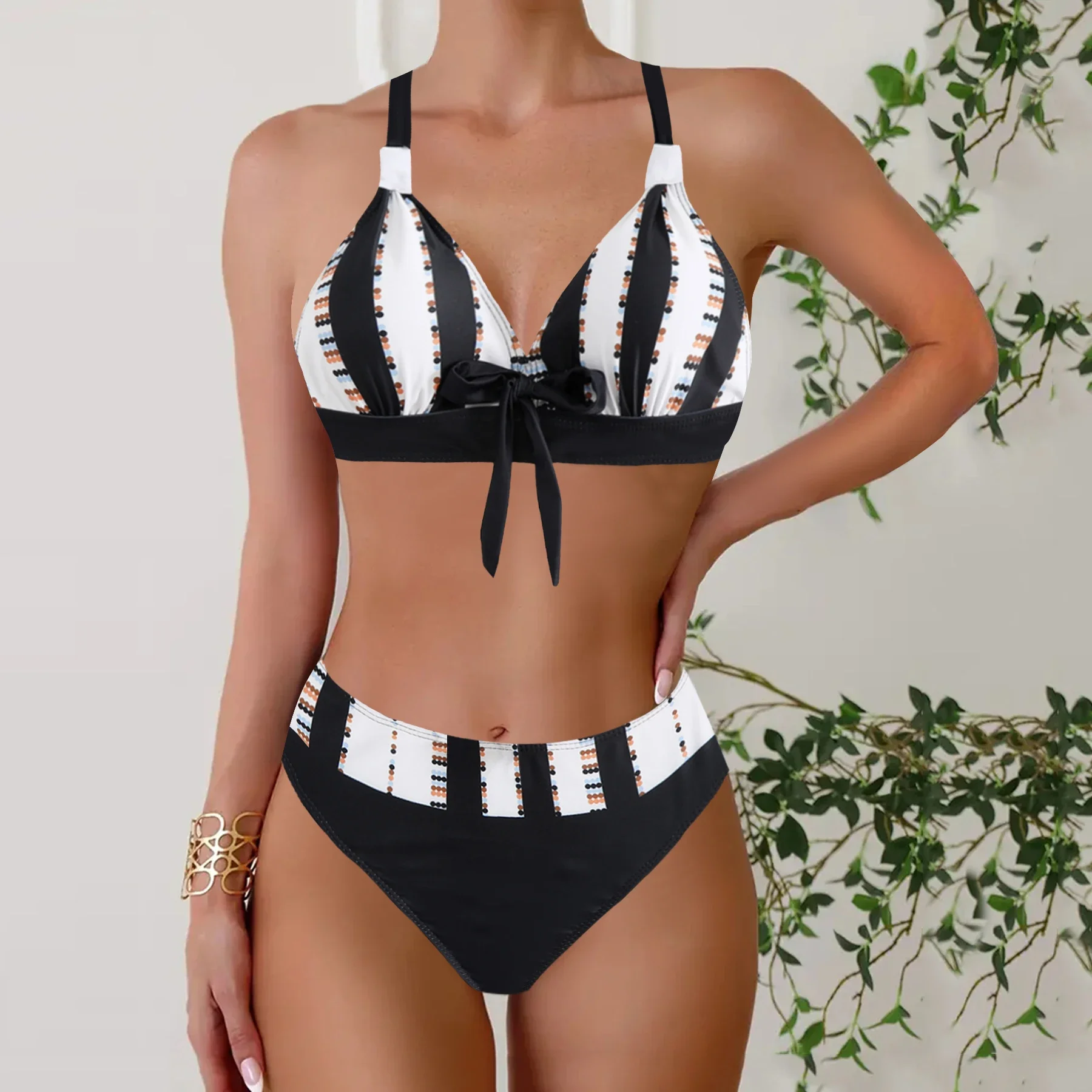 Floral Print Patchwork Black 2 Piece Set Tankini, Round Neck High Waist Stretchy Swimsuits, Women's Summer Bikini Beachwear