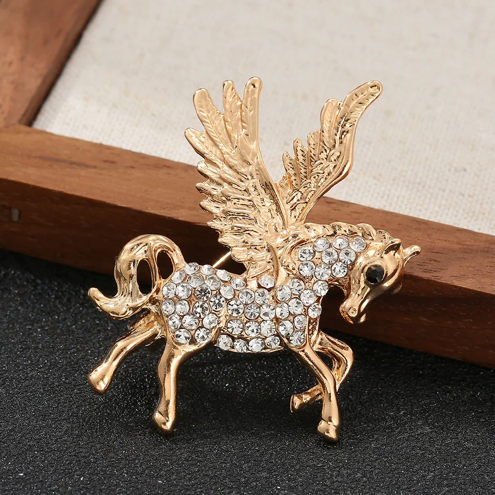 Vintage Heavy Industry Rare Animal Griffin Brooch Women's High-end Clothing Accessories High-end Corsage Men's Banquet Suit Pin