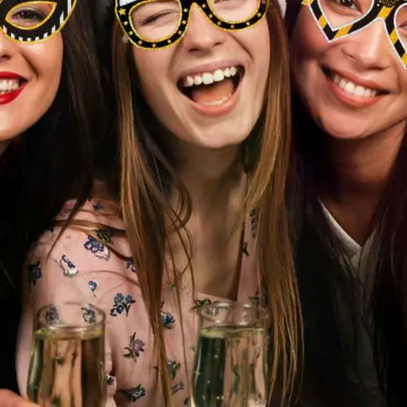 6 قطعة/المجموعة 2026 سنة جديدة سعيدة الذهب الأسود السنة الجديدة ورقة نظارات صور الدعائم