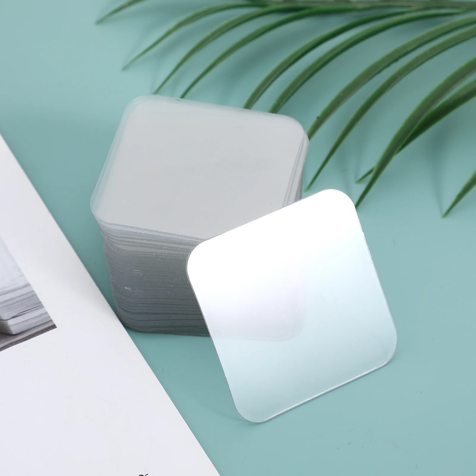 Cinta adhesiva transparente de doble cara, 40 Uds., cuadrados de montaje resistentes para colgar en la pared, sin daños a pintar, extraíble