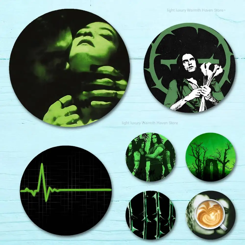 

T-Type O N-Negatives-S Wooden Coasters 10cm Round Cosplay Fans Collect Friends Gifts