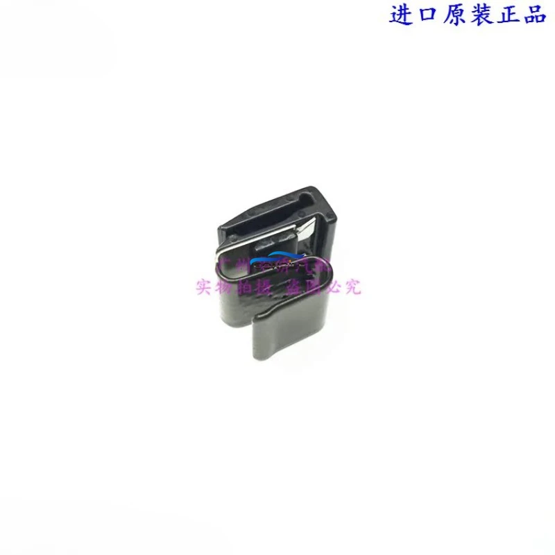 1pc Tank Door Clip Return Spring For MITSUBISHI PajeroV73 V75 V93 Outlander Feiteng ASX