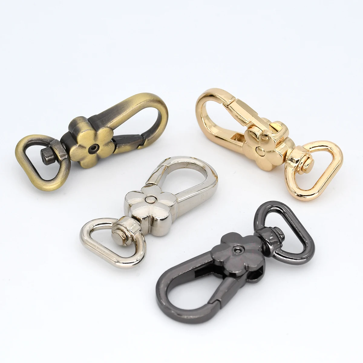 1piece Flower Snap Hook Swivel Eye Spring Trigger Clip Clasp for Leather Craft Bag Belt Strap Webbing Parts Accessories Keychain