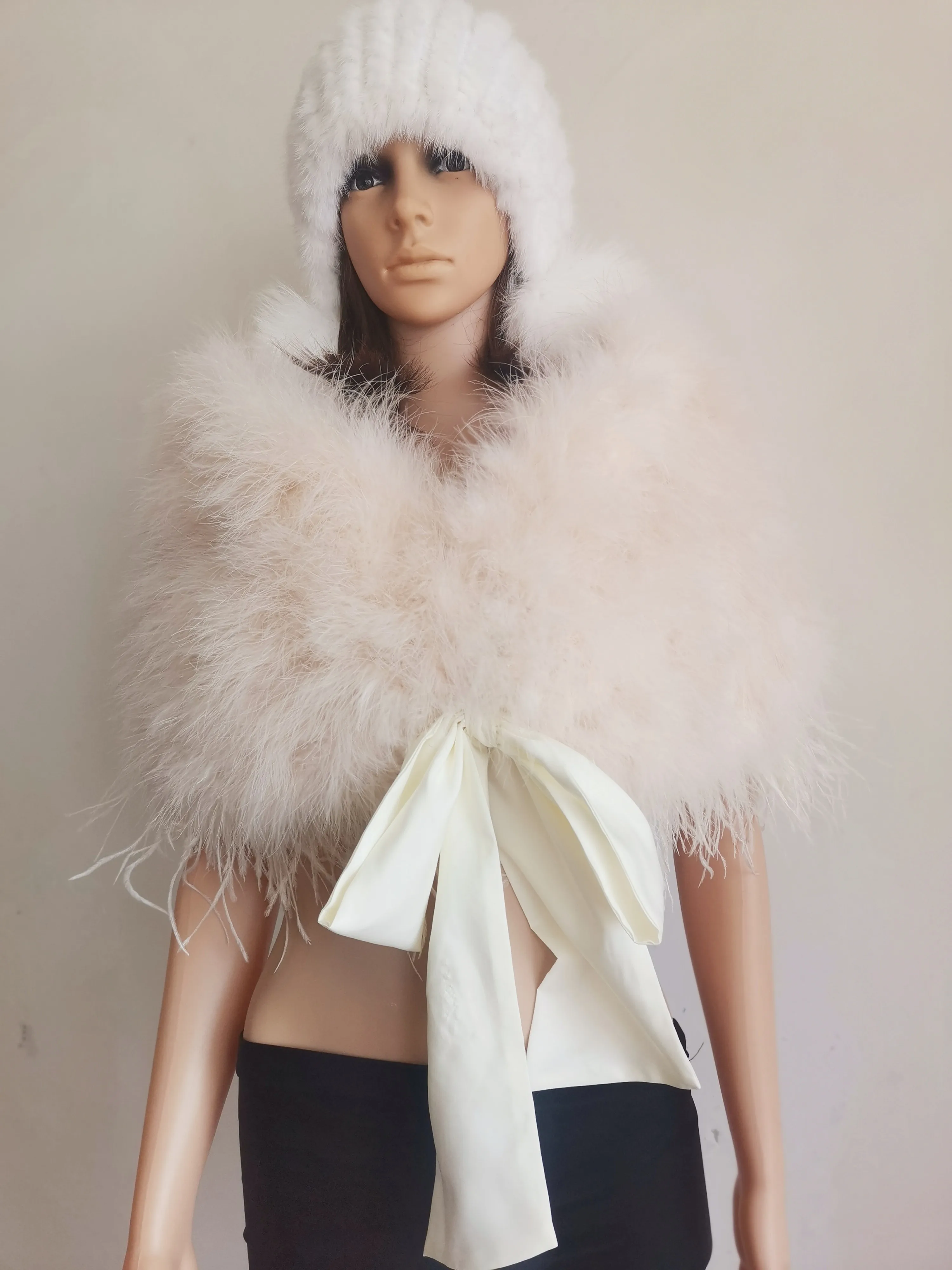 luxurious Genuine Ostrich Feather Wraps  Wedding Party Bride White Shawl Women Winter Scarf with Ribbon