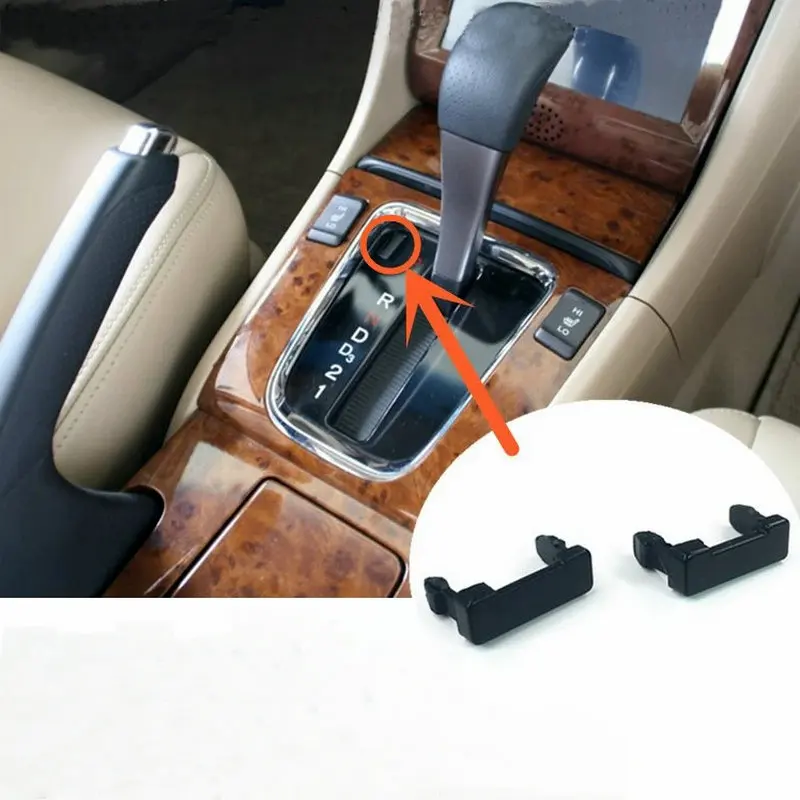 Applicable to Accord 2003-2007 Gear lever lock cover Unlocking the cover Shift lever cover