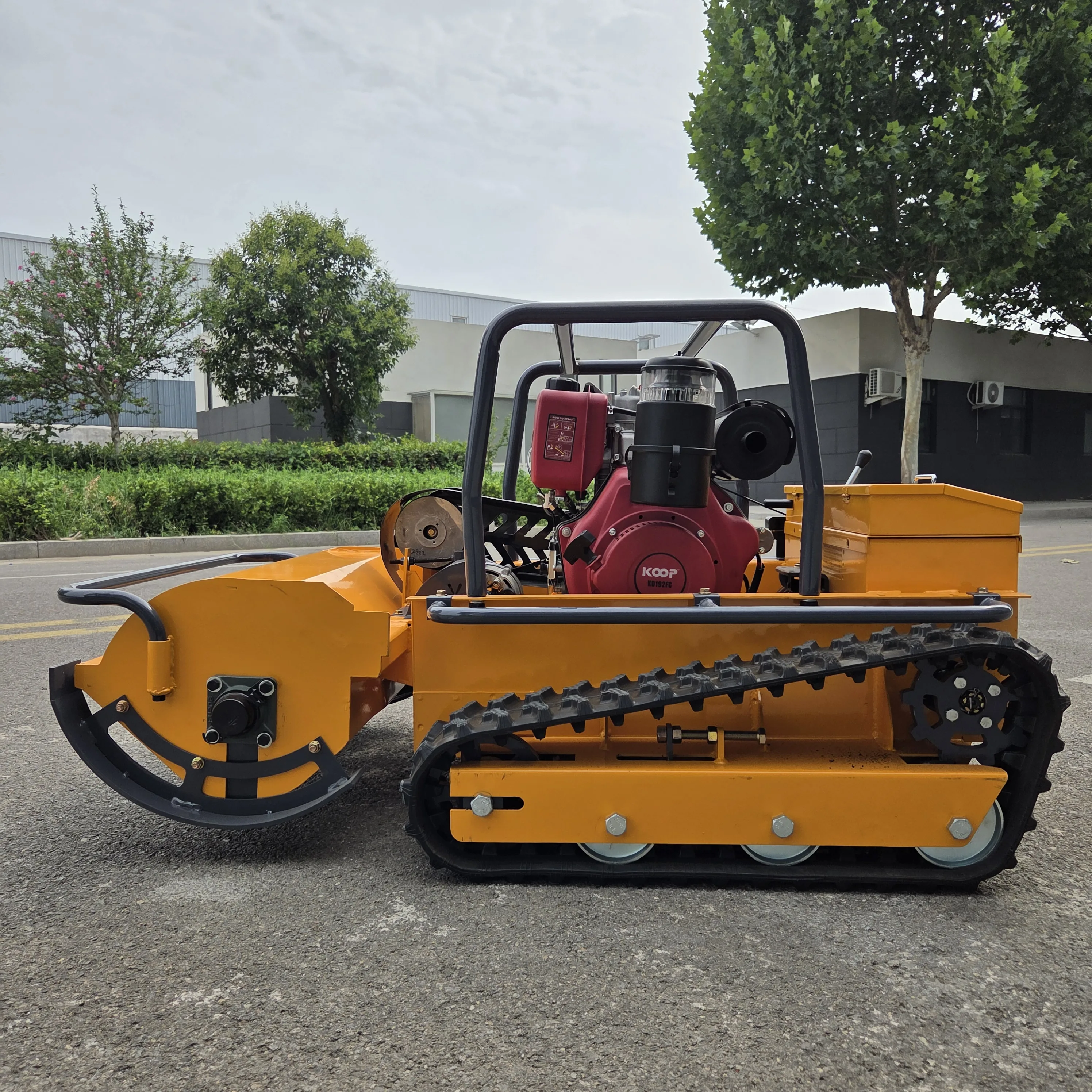 Custom diesel powered flail EURO5/EPA wholesale lawn mower farm garden agricultural equipment lawn mower forest feller for sale