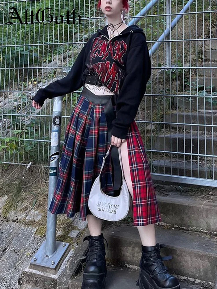 

AltGoth Vintage Y2k Plaid Skirt Women Dark Academia Goth Streetwear High Waist Spilt Pleated Skirt Harajuku Grunge Pu Belt Skirt