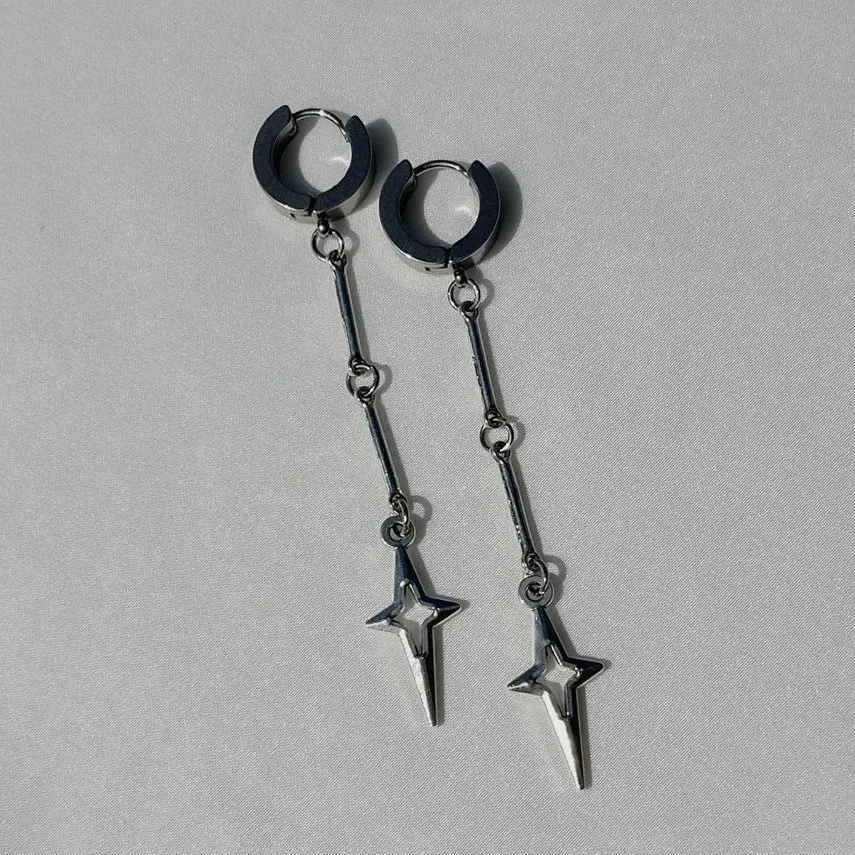 Pendientes de Cruz de estrella Punk para mujer, accesorios de joyería coreanos Y2k, regalo Rock Grim, Color plata, corazón hueco, estrella, ganchos