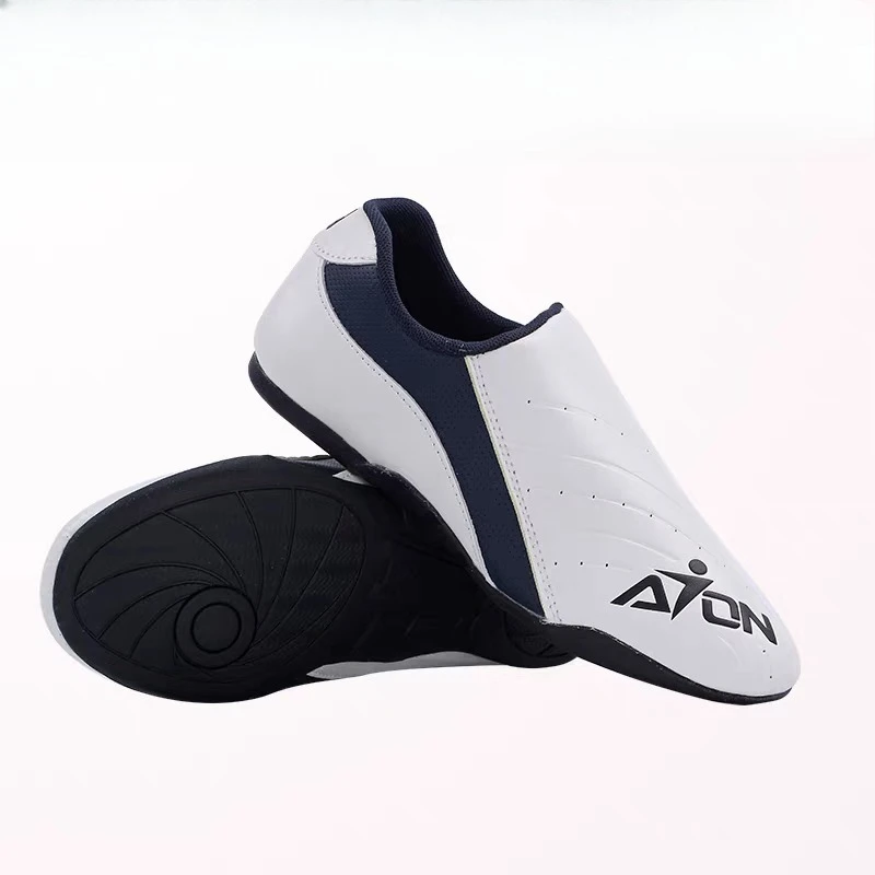 2026 New Arrival Taekwondo Shoes for Men Comfortable Wushu Shoe Man Top Quality Taiji Shoes Men Unisex Martial Arts Shoes Men