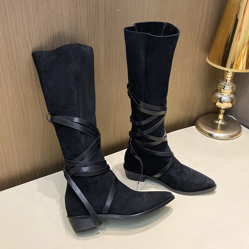 Matowe Skórzane Gotyckie Kowbojki Damskie Moda Jesień Nowy Styl Szpiczasty Nosek Sznurowane Retro Botki na Płaskim Obcasie