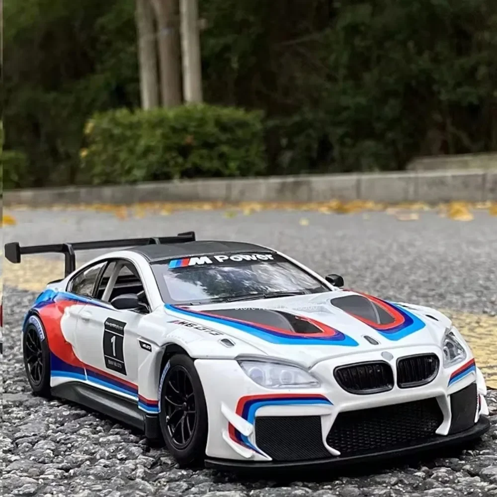 金属合金レーシングカーモデル,音と光のシミュレーション玩具,ギフト,コレクション,bmw m6 gt3,スケール1/32,cca-diecast