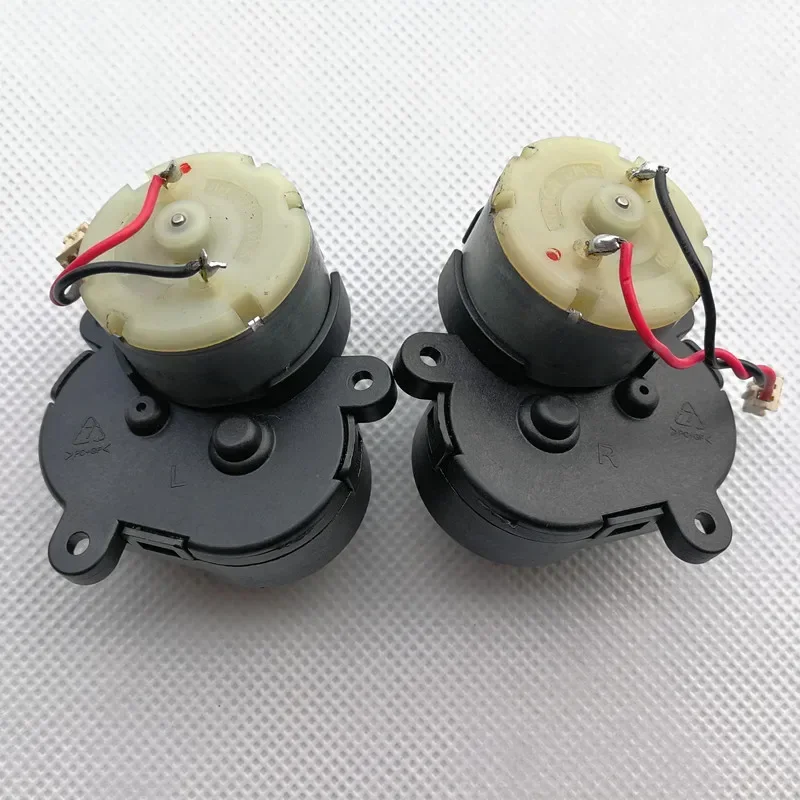 Vacuum Cleaner Side… - image