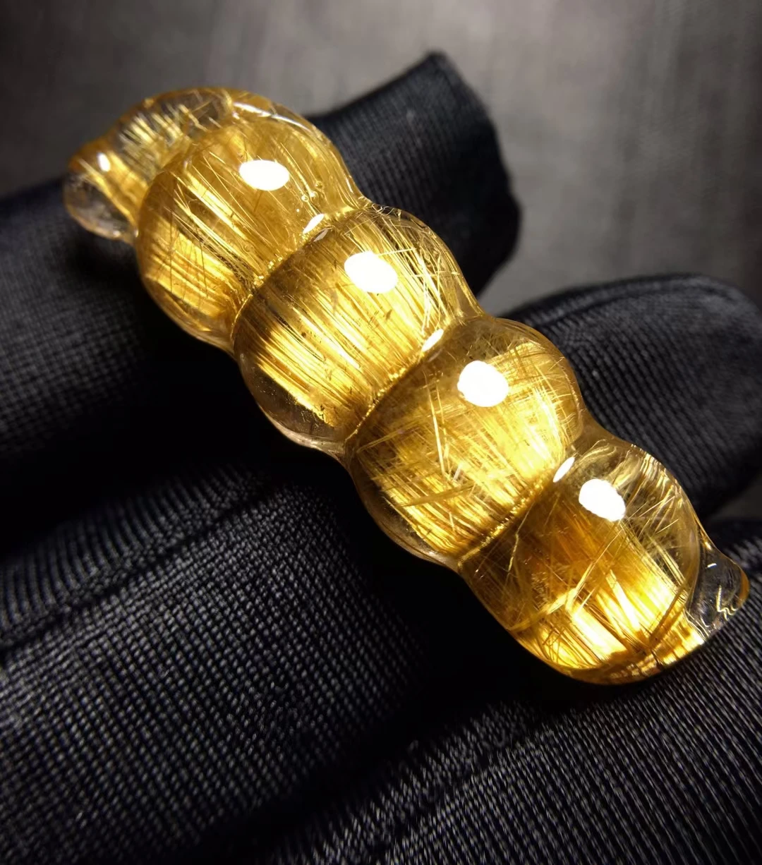 

Natural Gold Rutilated Quartz Pendant Bean Rutilated Quartz Jewelry 35.7*11.6*8.8mm Men Women Brazil AAAAAAA