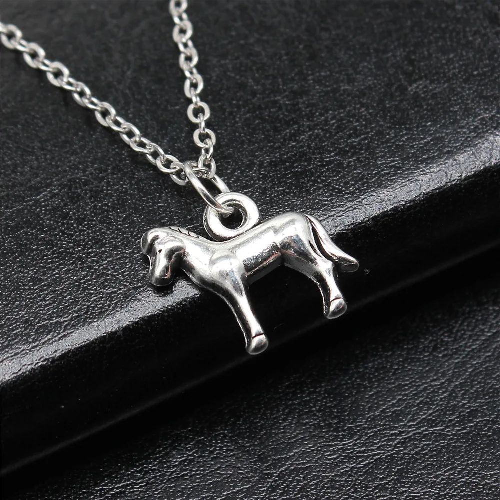 Simple Classic Fashion 18x14mm Antique Silver Color Horse Pendant Girl Women Short Chain Necklaces Choker Necklace