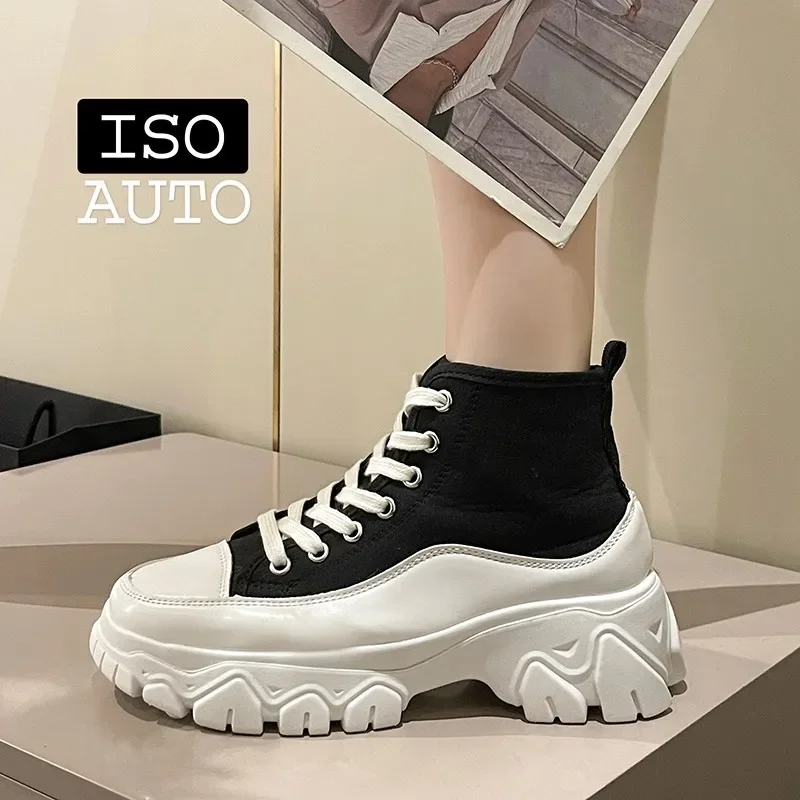 New Women Run Star Sneakers High Top Platform Women Sports Shoes White Black Casual Fashion Canvas Shoes Vulcanized Shoes Feme