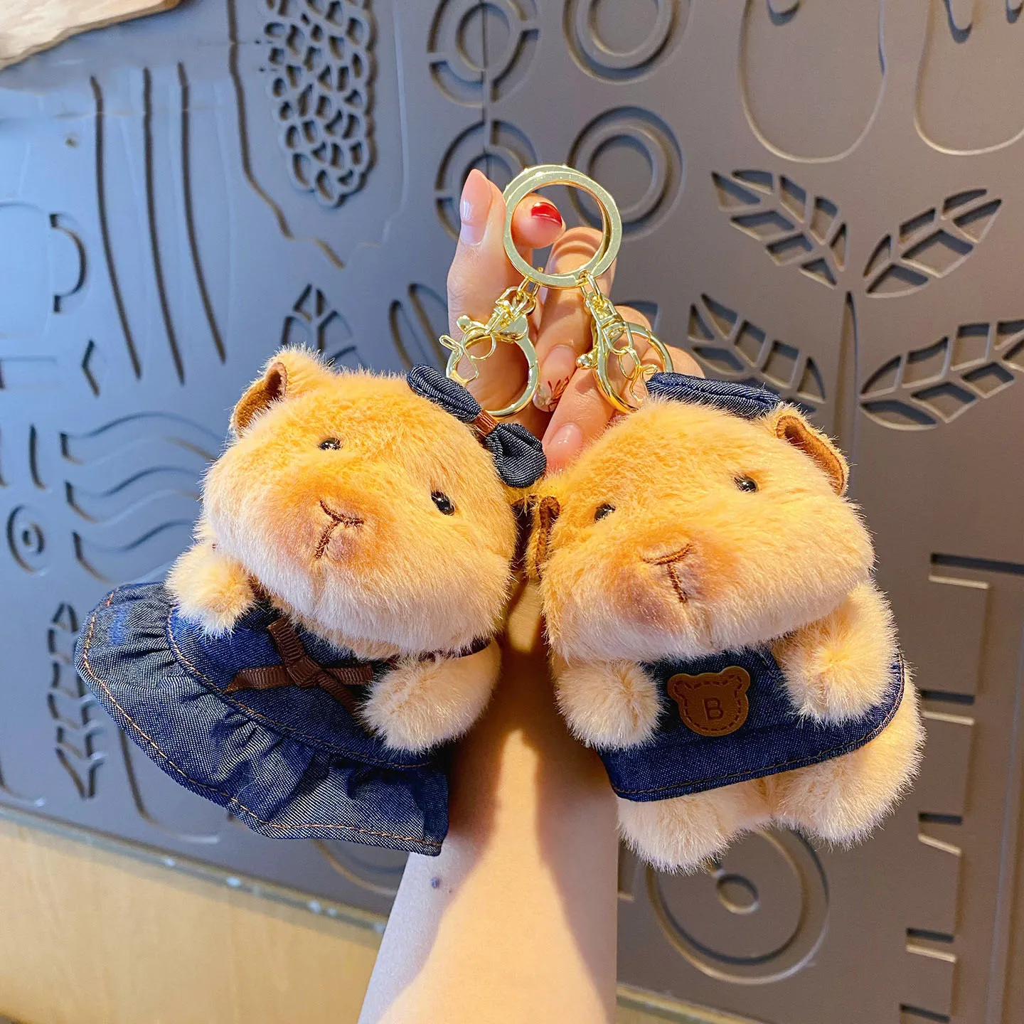 Cartoon Bow Denim Skirt Guinea Pig Stuffed Animal Keychain Cute Bear Head Apron Cowboy Hat Capybara Doll 4 inch Doll Key Chains