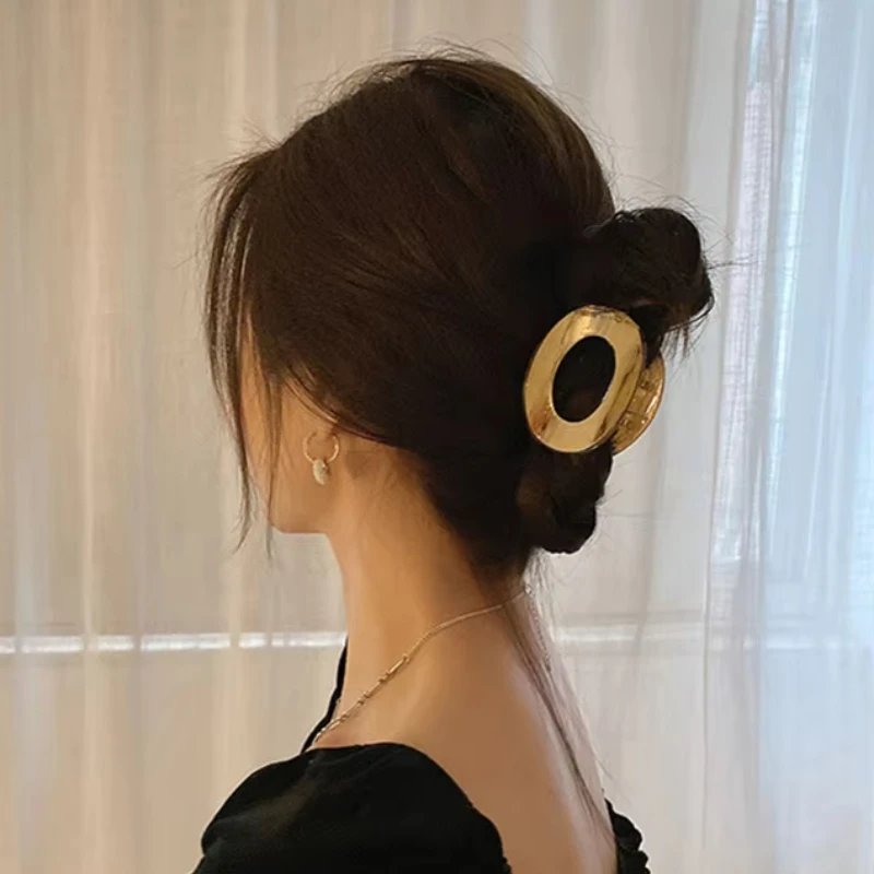 

1Pc Korean Luxury Metal Large Hair Claws Bird Nest Hairpins Barrette Crab Hair Clips Headwear for Women Girls Hair Accessories