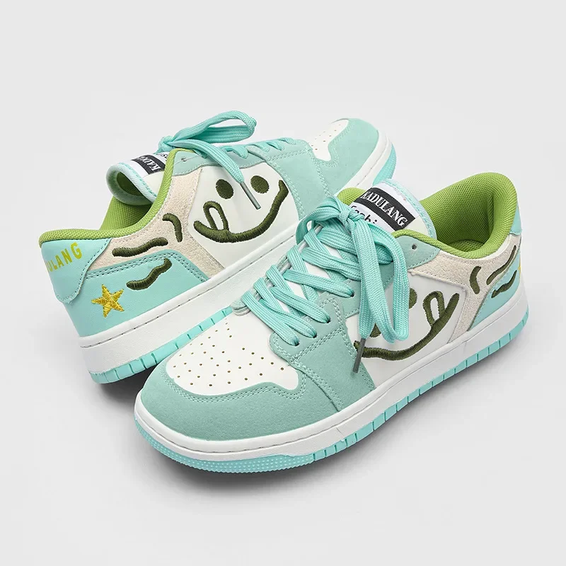 

Autumn New Fashion Hip hop Women Casual Shoes Personality Design Couple Sneakers Cute Cartoon Mint Green Casual Skateboard Shoes