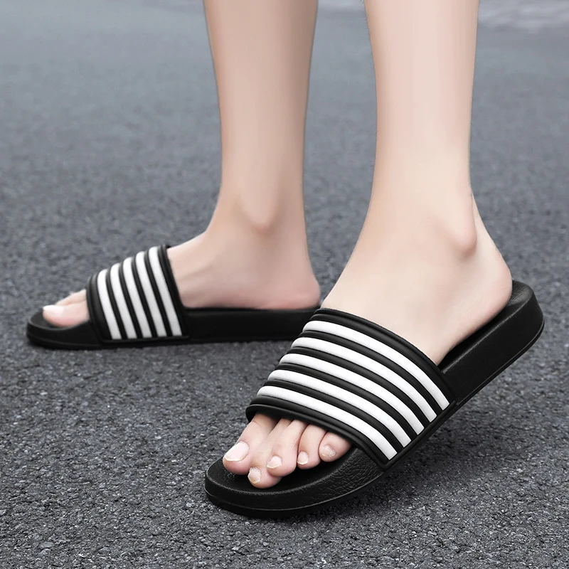 New Slippers Men\'s Summer Casual Shoes Beach Sandals Outdoor Comfortable Soft Sole Slippers Sizes 39-48 Black and White Striped
