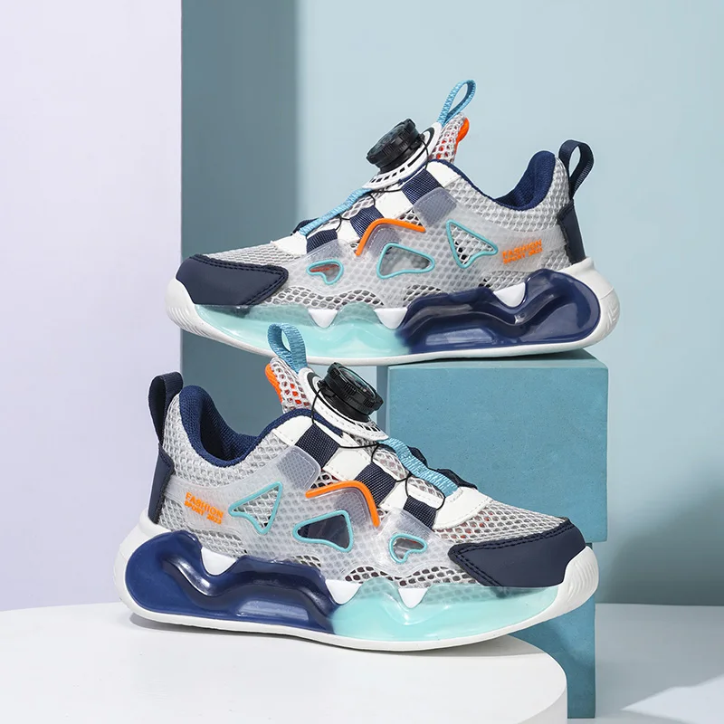 A pair of children's sports shoes, with a wear-resistant sole and a convenient rotating buckle design for a casual styleYX-DK55