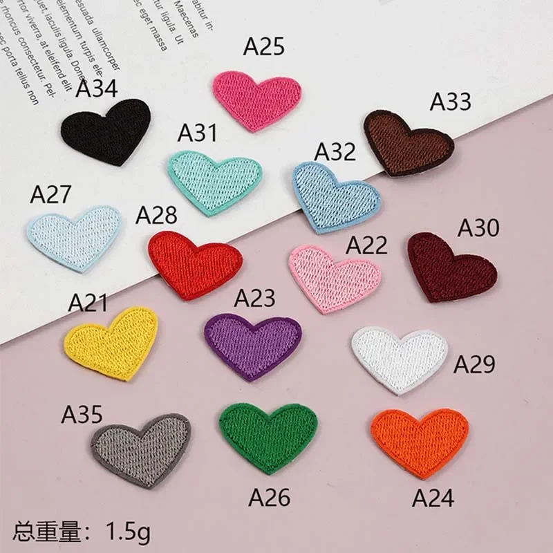 15pcs Patches Heart For Clothing Kids Iron On Lot Sew Parches Thermocollant Embroidered Bulk Pink Red Blue Black Cute Small Pack