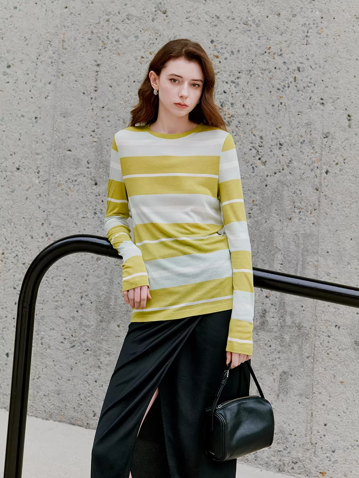 Fini U8457 Women's …