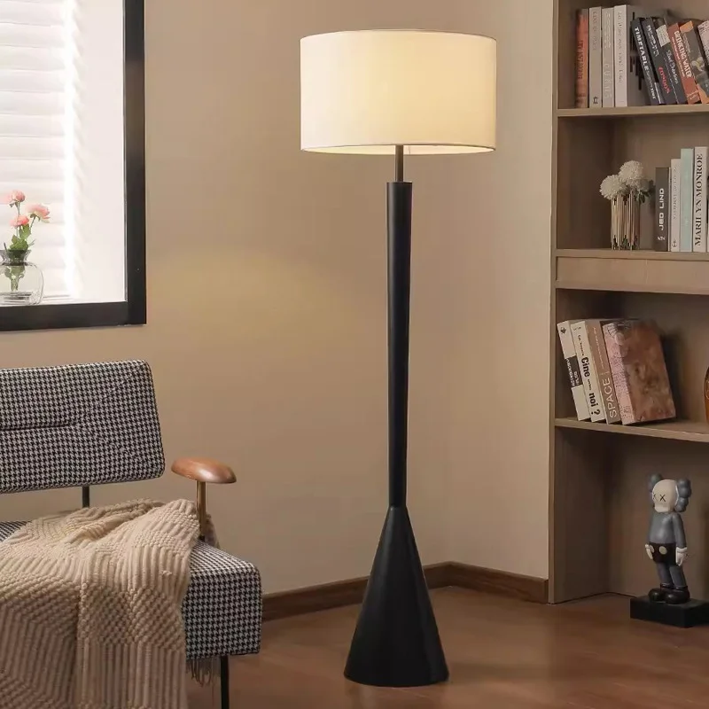 

Nordic Minimalist Floor Lamp Italian Bedroom Study Decoration B&B Home Living Room Sofa Personality Vertical Atmosphere Lamp