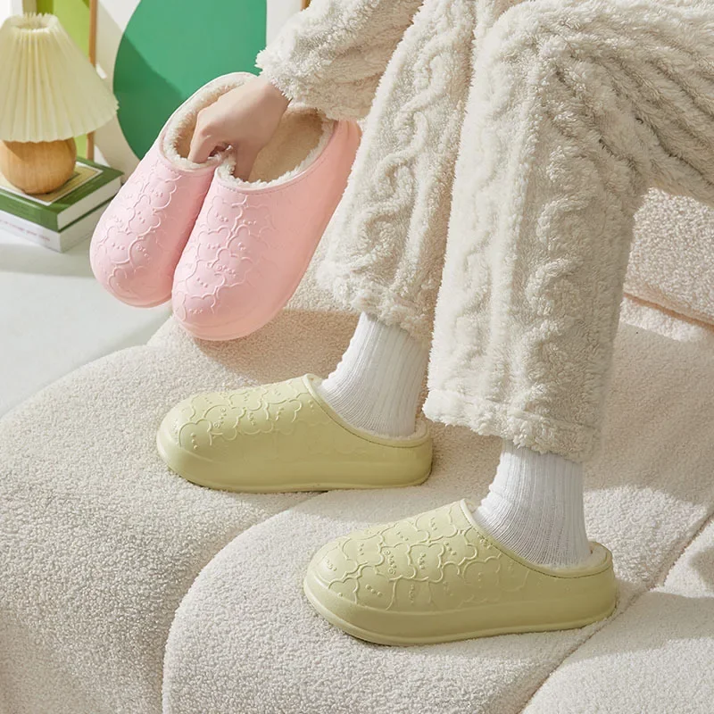 Autumn and Winter New Product Simple Print Little Bear Couple Style Cotton Slippers for Men and Women, Waterproof Cotton Cover