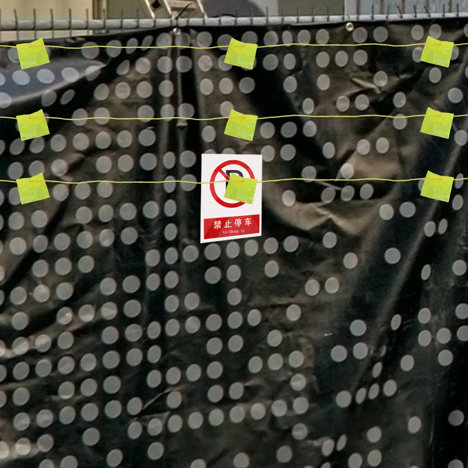 reflective-safety-flag-pvc-square-yellow-caution-barrier-mesh-outdoor-traffic-warning-banner-high-visibility-construction