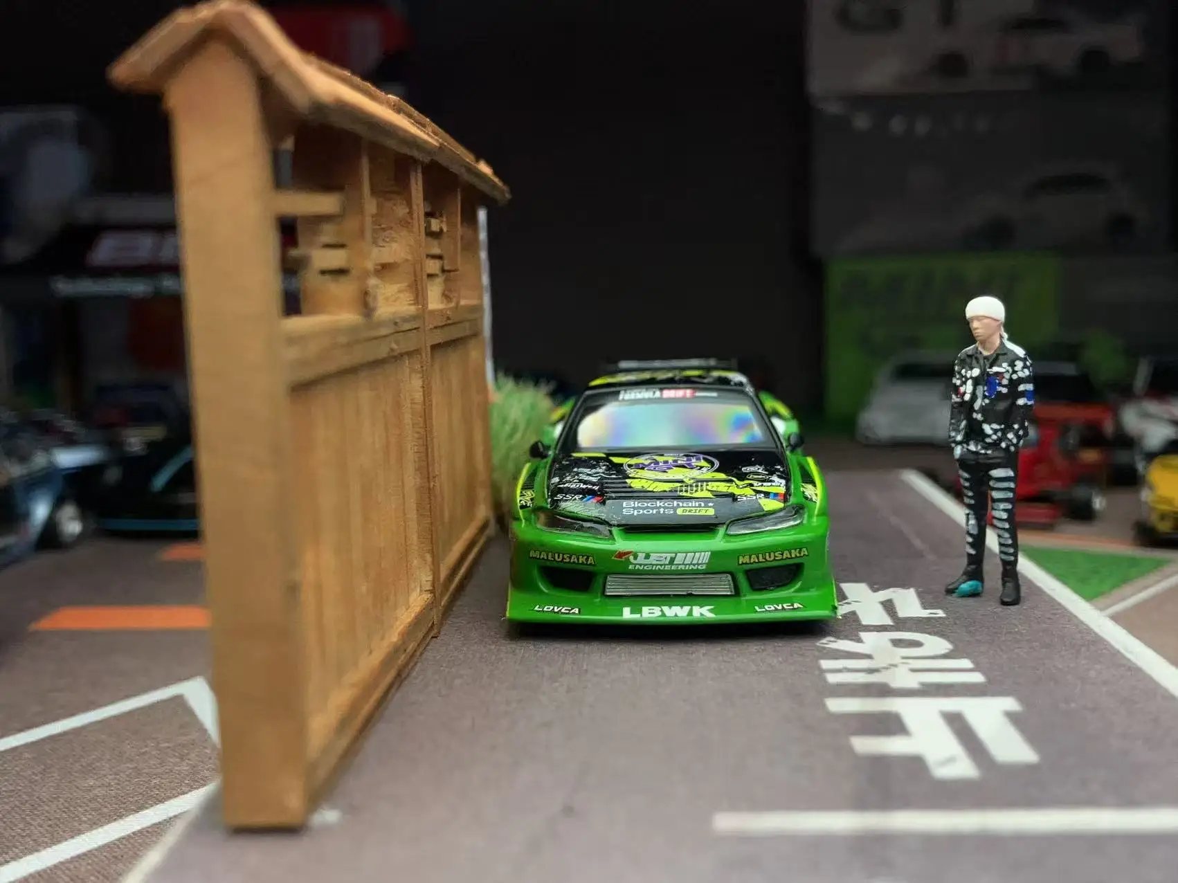 

MINI GT 823 LB-Super Silhouette S15 SILVIA 555 V2 2024 Formula Drift Jap With Figure