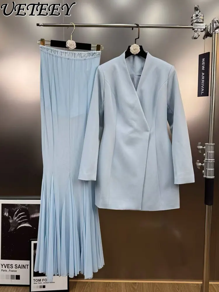 

Осень 2025 г., костюм во французском стиле с v-образным вырезом, длинными рукавами и пуговицами, высокой талией, дизайнерский костюм, пальто и длинная юбка, комплект из двух предметов для офиса и леди