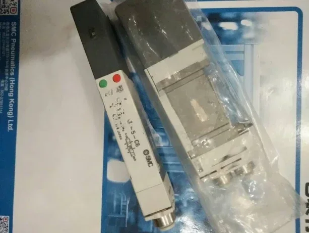 

Электромагнитный клапан SMC SQ1231N-5-C6-Q SQ1131N-5-C6-Q SQ1231N-5-C6-Q SQ1231N SQ