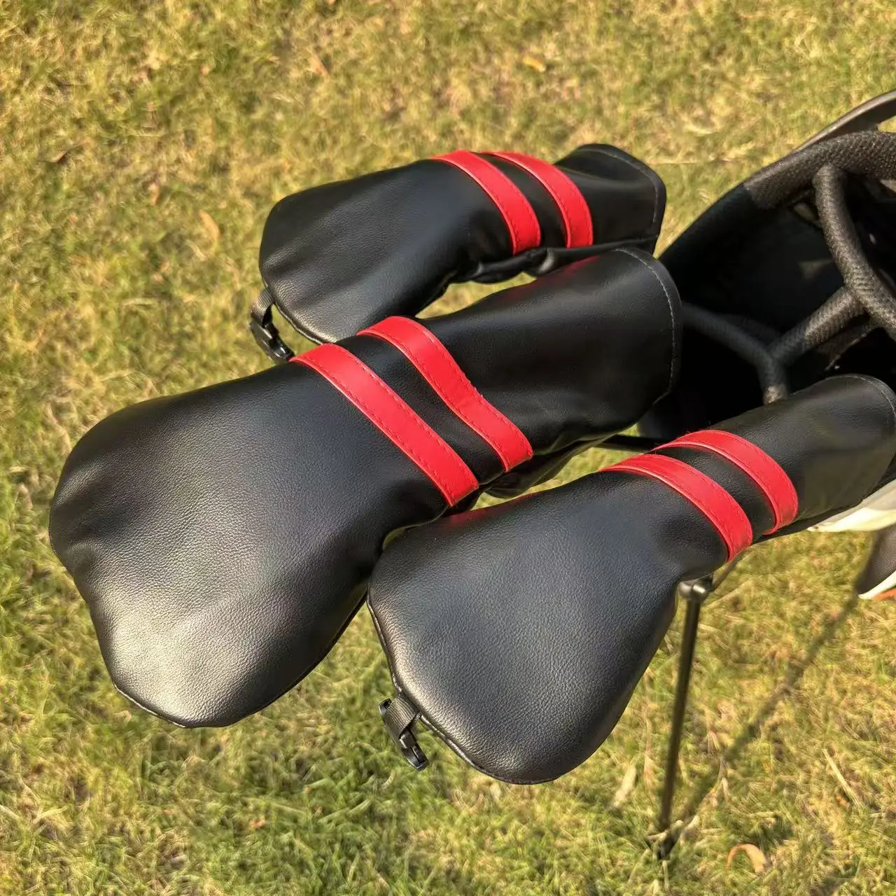 capa-para-taco-de-golfe-em-cor-solida-energetica-–-protecao-elegante-para-drivers-madeiras-de-fairway-e-tacos-hibridos