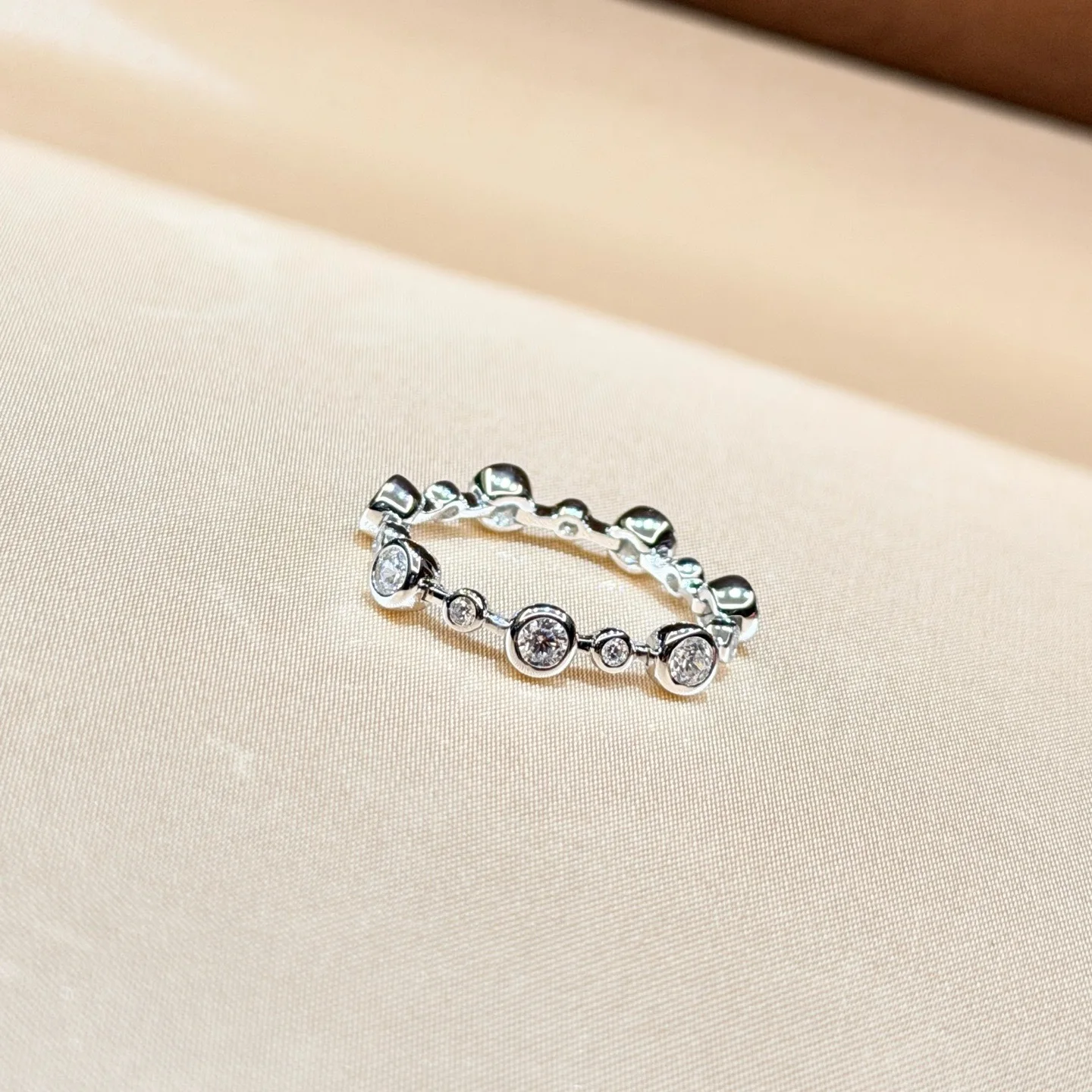 trendy-real-925-sterling-silver-chain-ring-for-women-round-bezel-bubble-link-rhodium-plated-anniversary-gift-luxury-fine-jewelry