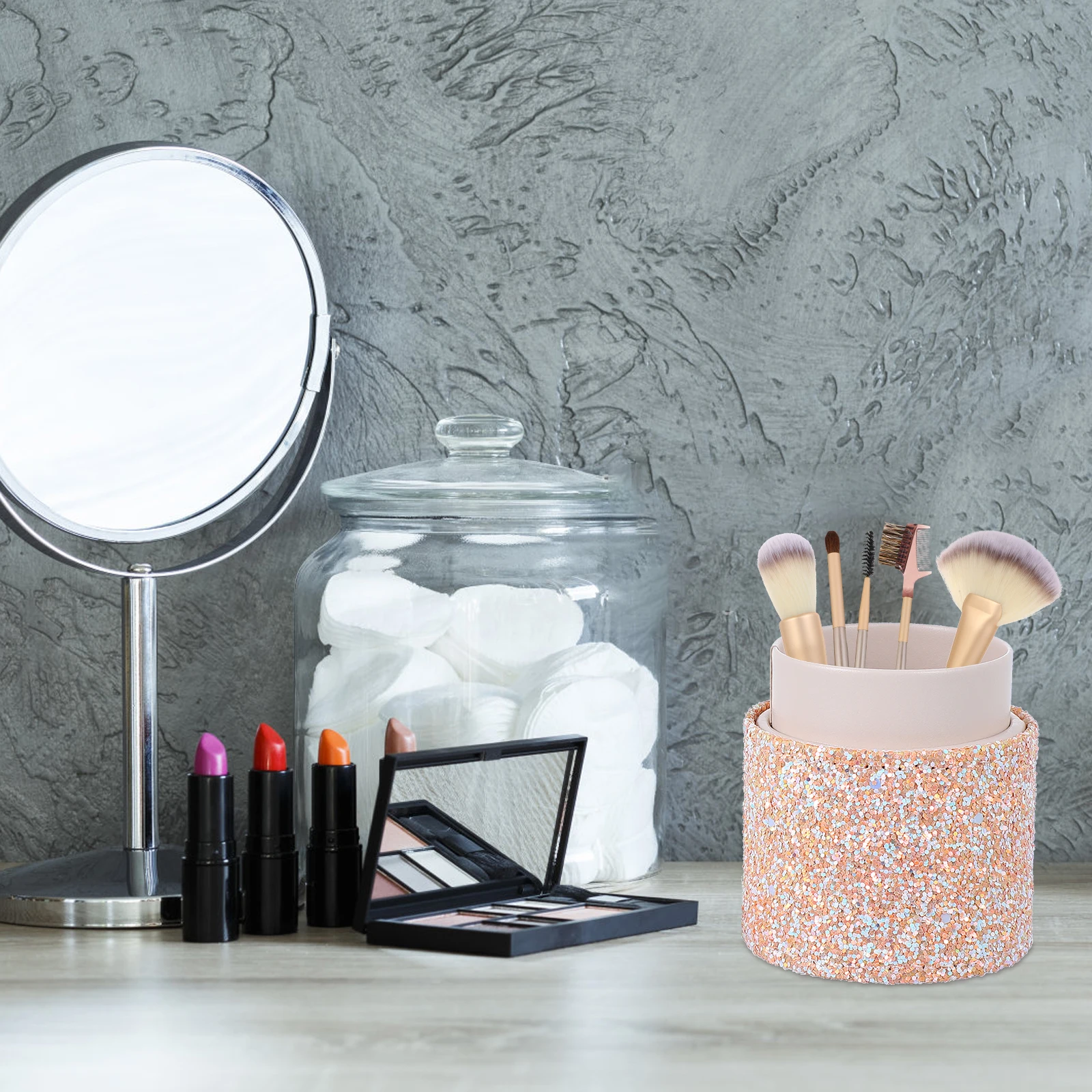 

Makeup Brush Holder Organizer Two-Cup Storage Box Dust-Proof Travel Organizer Desktop Makeup Brush Storage Box