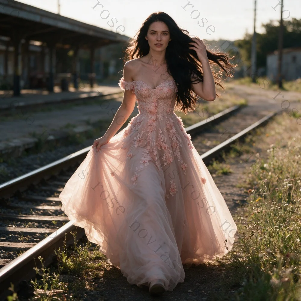 Customized Strapless Chiffon A-line Ball Dress Applique Off Shoulder Princess Graduation Gown Suitable for Romantic Ceremonies