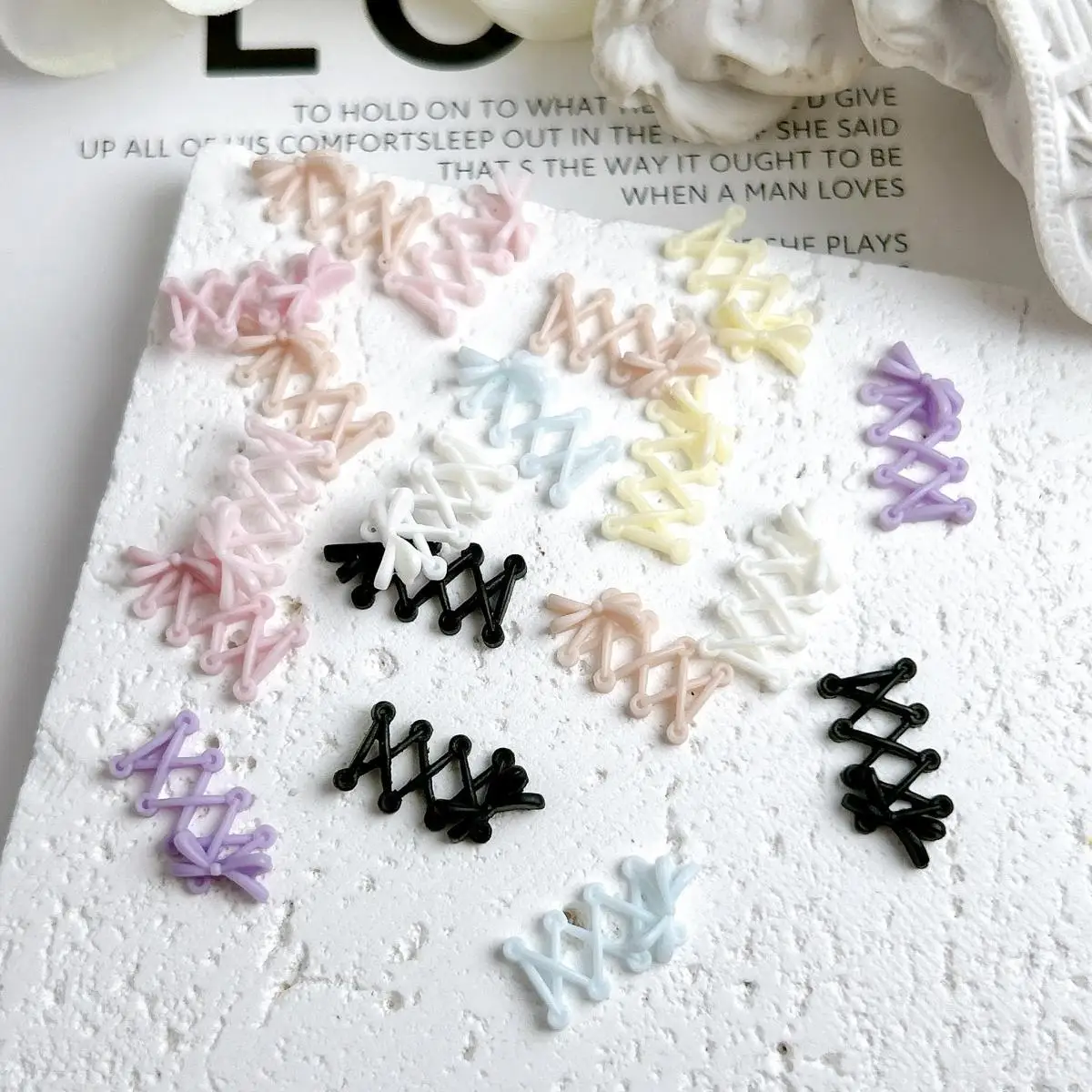 30PCS New Creative Shoelace Resin Nail Charms 3D Macaron Colored Bow Shoelace Nail Art Decorations for DIY French Nail Ornaments