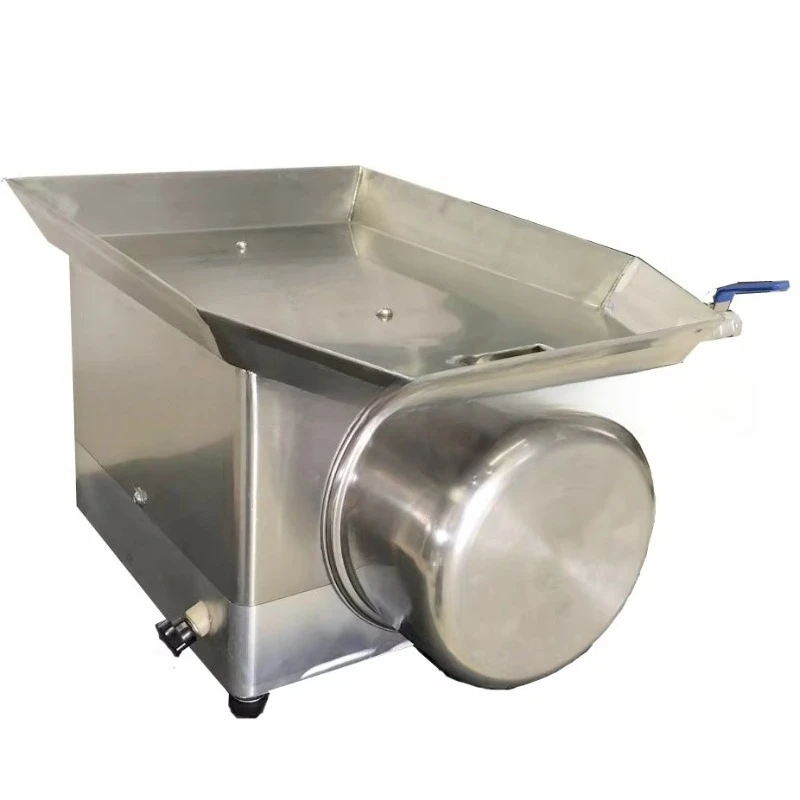 River shrimp open back and remove shrimp line machine, for the back kitchen of the restaurant
