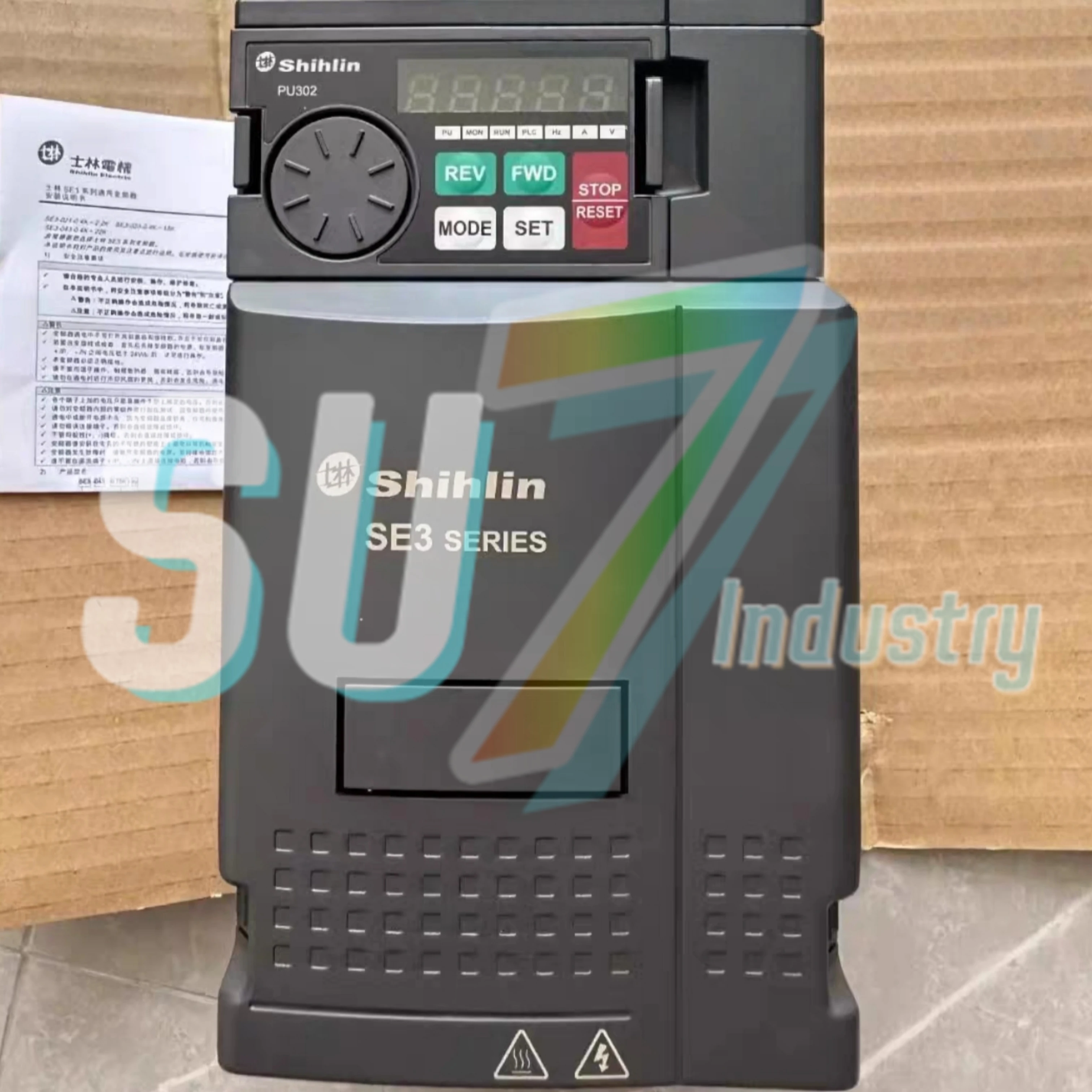 frequency converter     New original   SE3-023-5.5K  SE3-023-7.5K