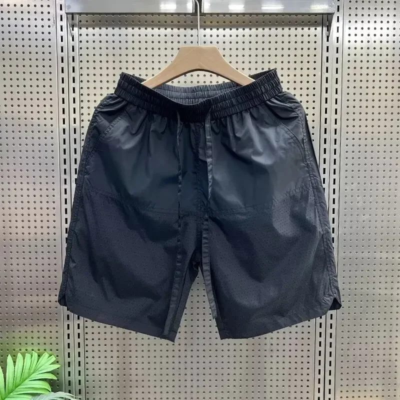 Men's Summer New Arrival Perforated Knee Length Shorts Korean Style Minimalist Loose Fit Casual Shorts for Young Men Daily