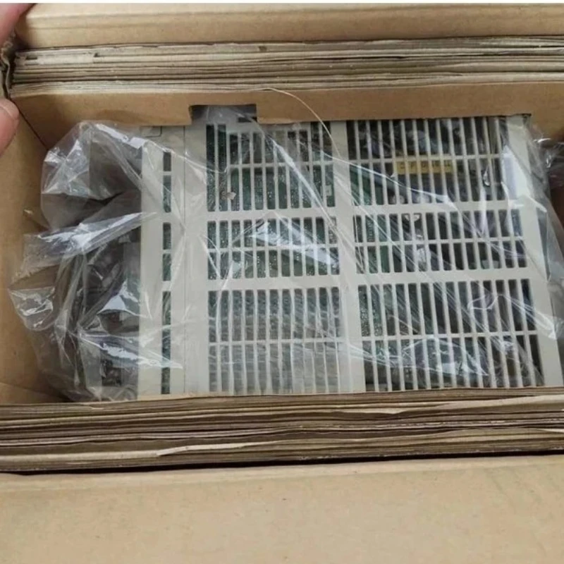 Brand New SGDM-05ADA SGDM-04ADA SGMJV-04AAA61 SGMJV-08AAA61 SGDM-04ADA SGDM-04ADA-V SGDM-08ADA